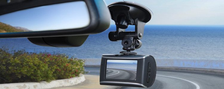 Kamery samochodowe – warto?