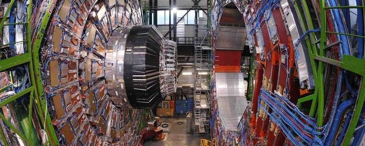 Ponowne uruchomienie Wielkiego Zderzacza Hadronów