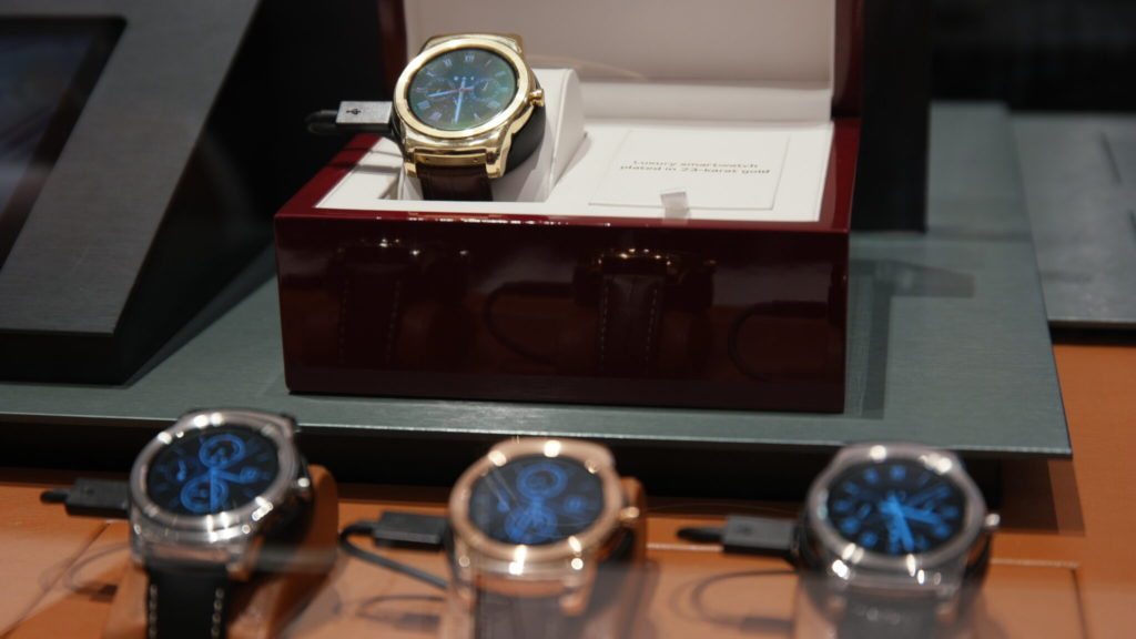 [IFA 2015] LG Watch Urbane ze złota – swag wśród smartwatchy