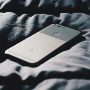 Czy producenci smartfonów z Androidem stosują celowe obniżanie wydajności?