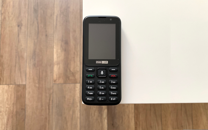 Maxcom MK241 — test prostego telefonu z funkcjami smart
